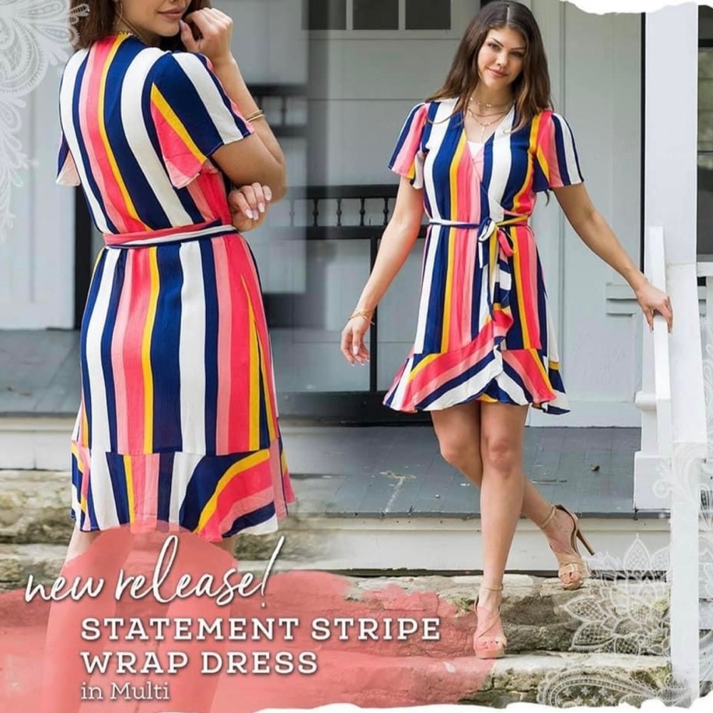 GRACE AND LACE Stripped Wrap Dress EUC Size Large.